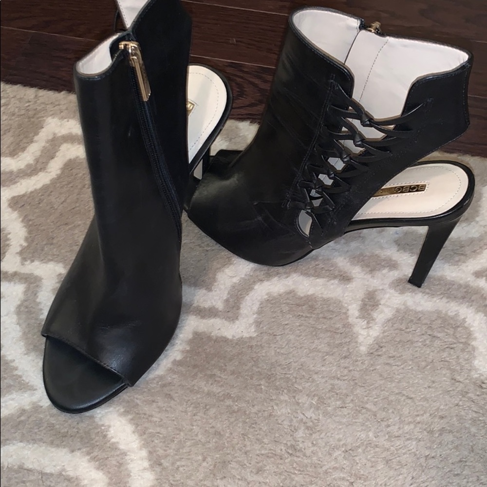 Women’s BCBG heels